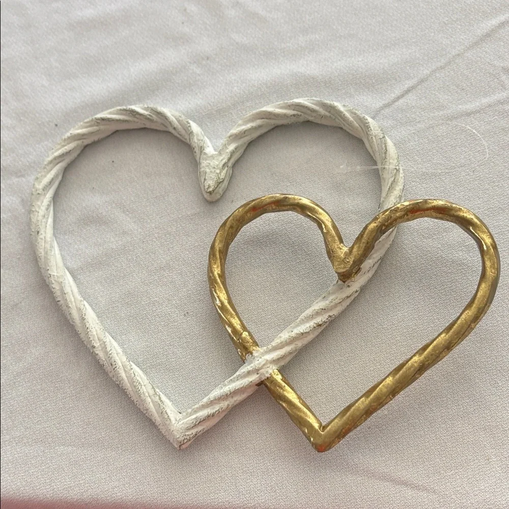 Decorative Interlocking Heart Wall Art - White & Gold